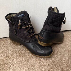 Sperry Women’s Quilted Duck Boots Black Insulated Rain Snow Side Zip Size 9 Est.